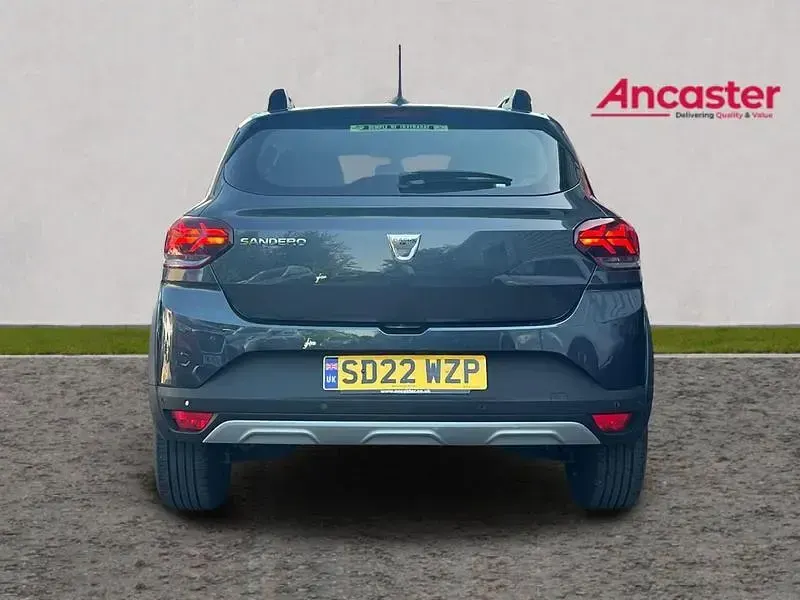 Used Dacia Sandero Prestige 90 HP (66 kW) 2022 Grey Hatchback
