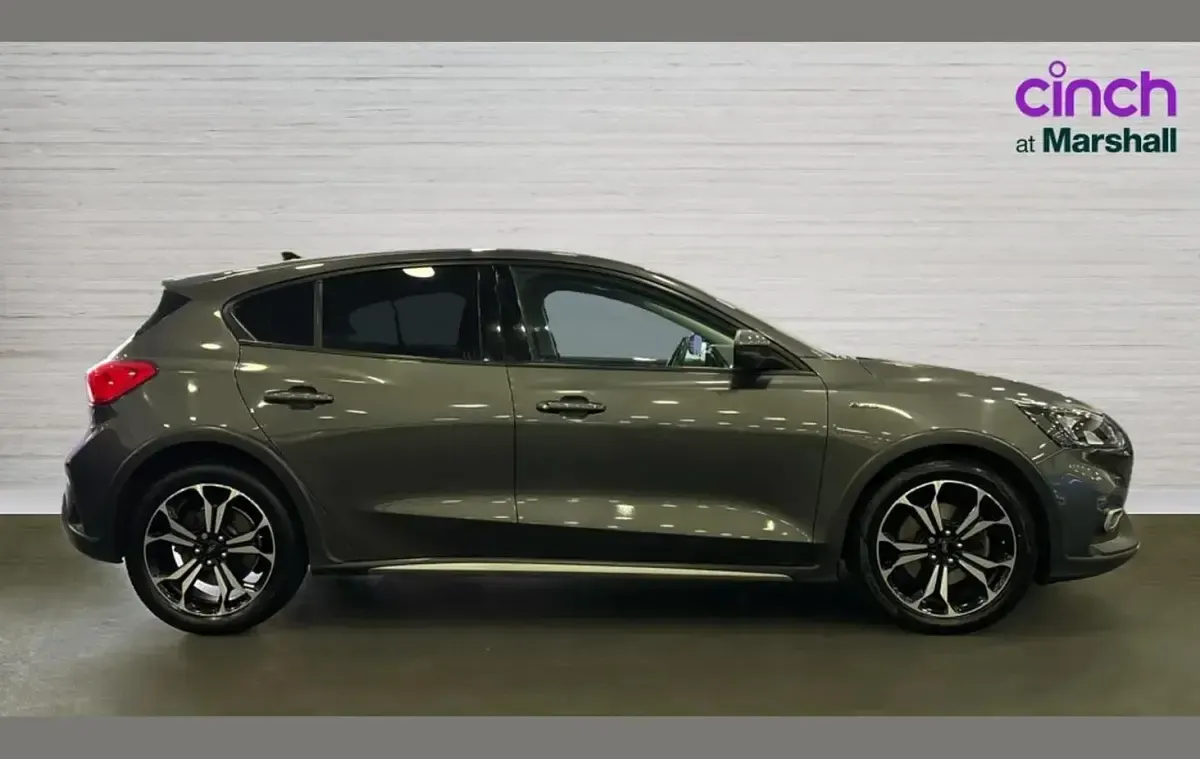 Used Ford Focus Active X 125 HP (91 kW) 2020 Grey Hatchback