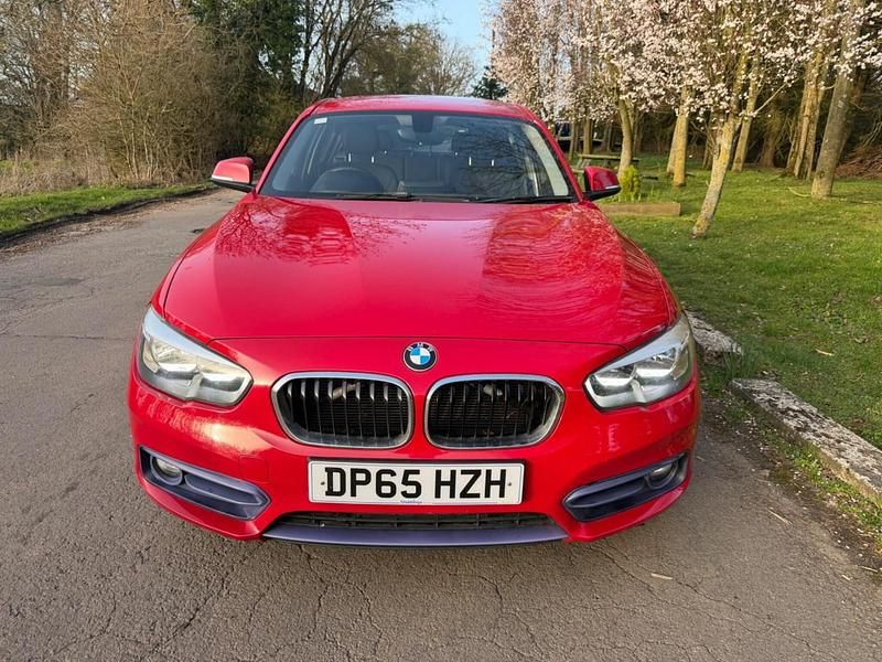 Używany BMW 116 Sport Line 2015 Czerwony Hatchback