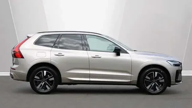 Used Volvo XC60 Plus 350 HP (257 kW) 2026 SUV