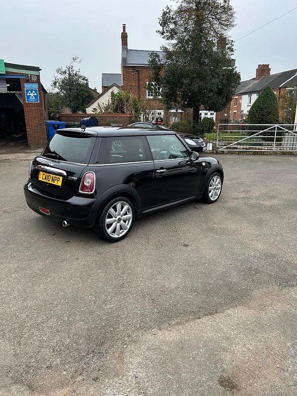 Usado Mini Cooper Hatch 2010 Preto Citadino