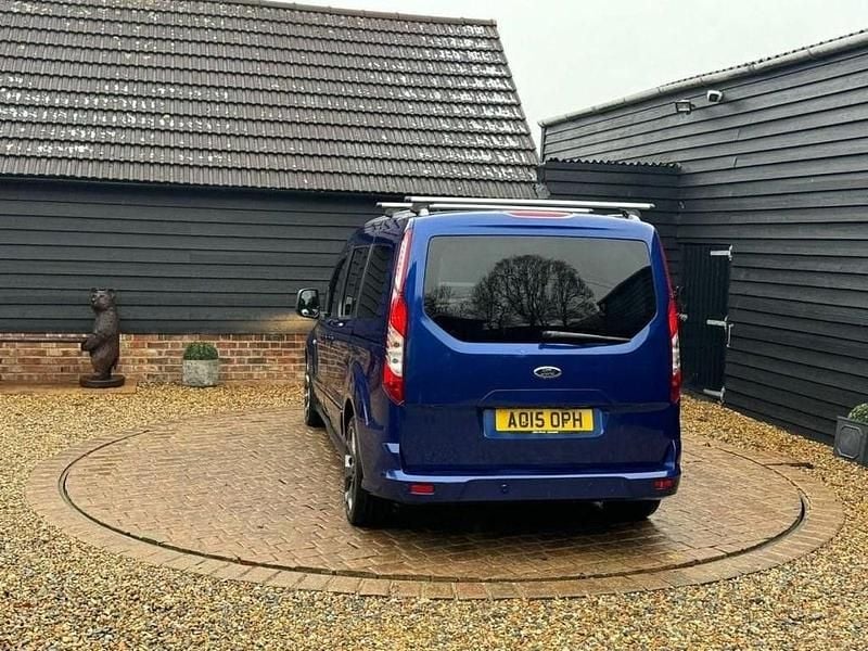 Used Ford Grand Tourneo Connect Titanium 150 HP (110 kW) 2015 Blue MPV