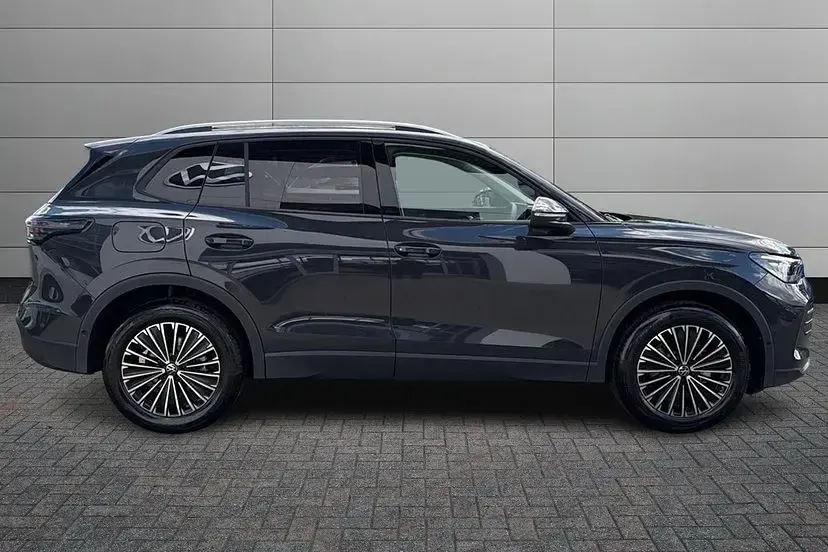 New VW Tiguan Match 148 HP (108 kW) 2026 Urano grey SUV