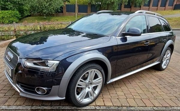 Blue Used 2015 Audi A4 Allroad Sport Estate | £11,180 (Fair price) - Image 1/1
