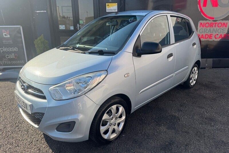 Silver Used 2012 Hyundai i10 Classic Hatchback | £3,490 (Fair price) - Image 1/1