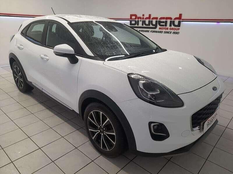 White Used 2020 Ford Puma Titanium Hatchback | £11,399 (Fair price) - Image 1/4