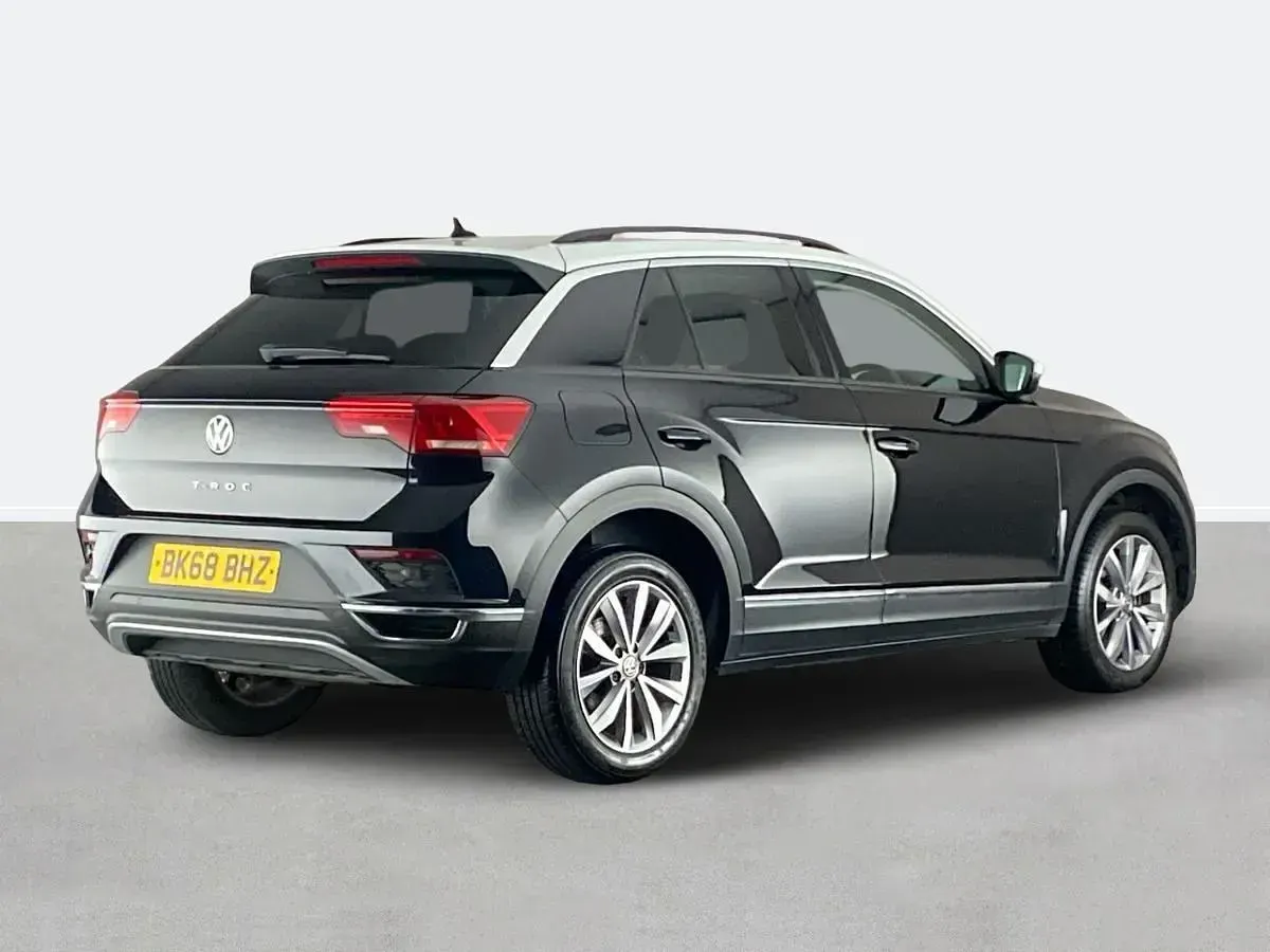 Usado VW T-Roc Design 150 HP (110 kW) 2018 Preto SUV