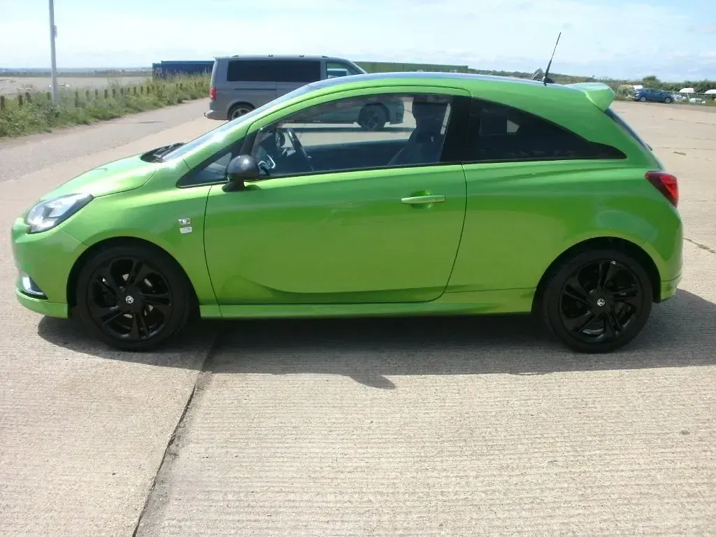 Used Vauxhall Corsa Edition 2015 Green Hatchback