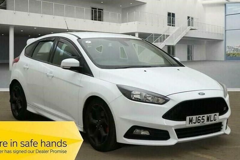 White Used 2015 Ford Focus ST Hatchback | £8,495 (Good price) - Image 1/1