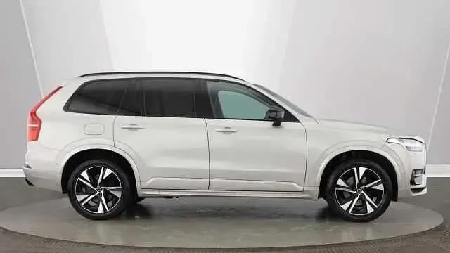 Used Volvo XC90 Plus 250 HP (183 kW) 2023 SUV