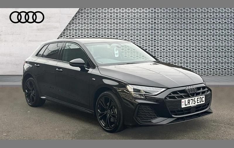 Used Audi A3 e-tron Black Edition 200 HP (147 kW) 2025 Black Hatchback