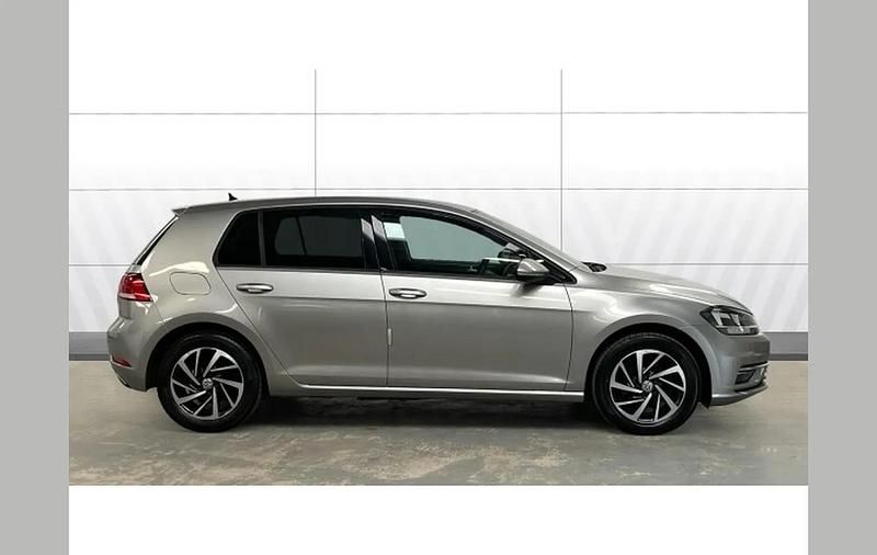 Used VW Golf VII Match 150 HP (110 kW) 2019 Silver Hatchback