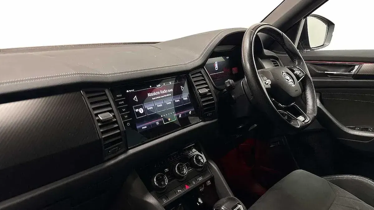 Used Skoda Kodiaq SportLine 110 HP (80 kW) 2022 Black magic pearl effect SUV