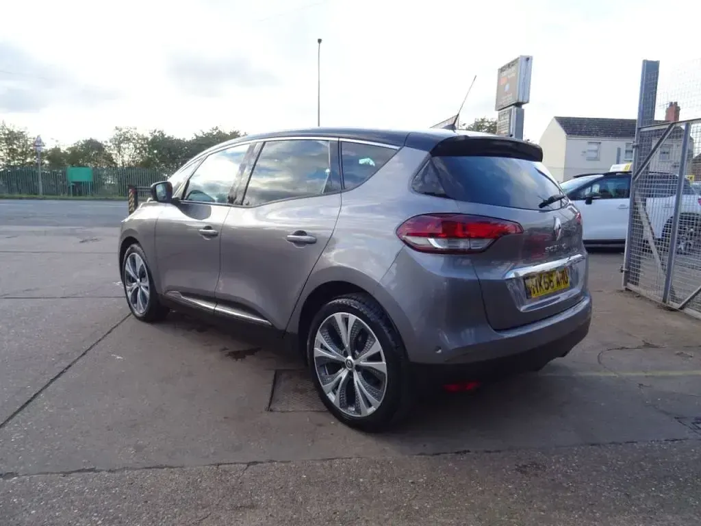 Used Renault Scénic III Dynamique 2016 Grey/black MPV