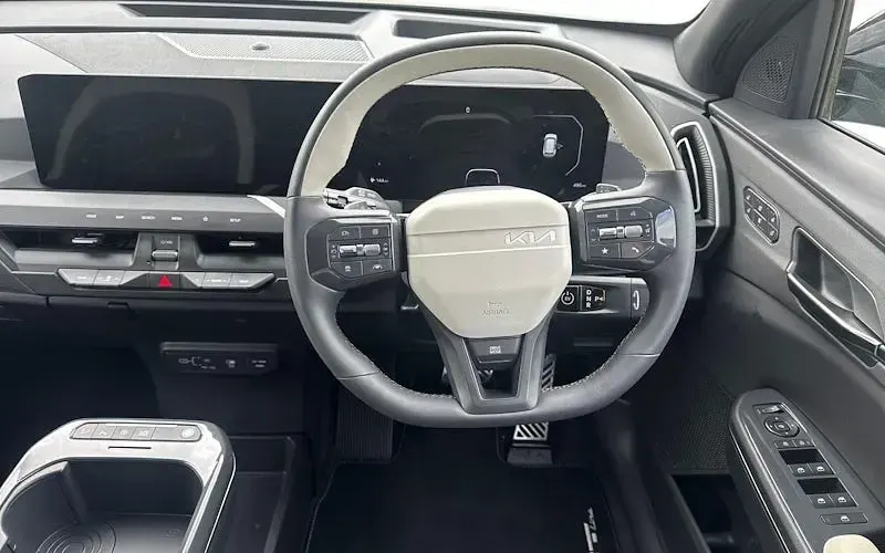 Used Kia EV5 GT-Line S 160 kW (218 HP) 2025 Green SUV
