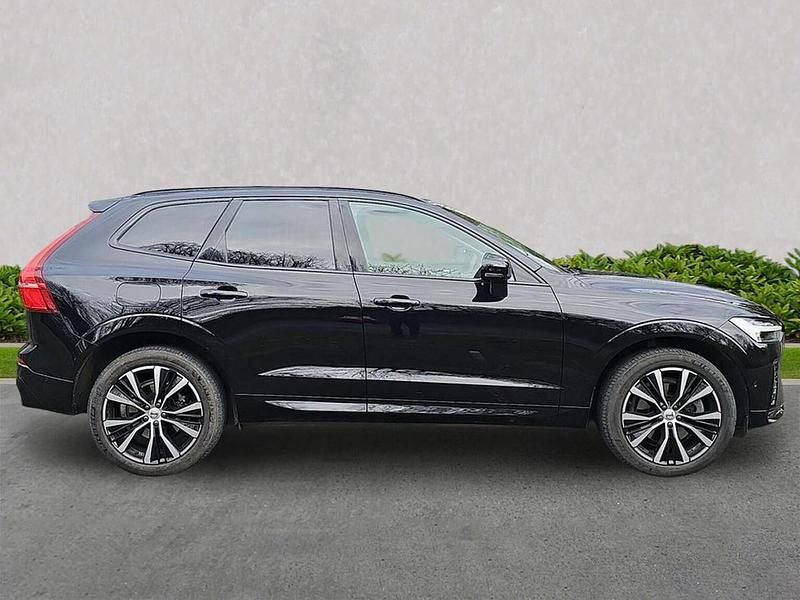 Used Volvo XC60 Plus 250 HP (183 kW) 2022 Black SUV