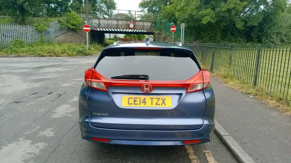 Used Honda Civic SR 120 HP (88 kW) 2014 Blue Estate