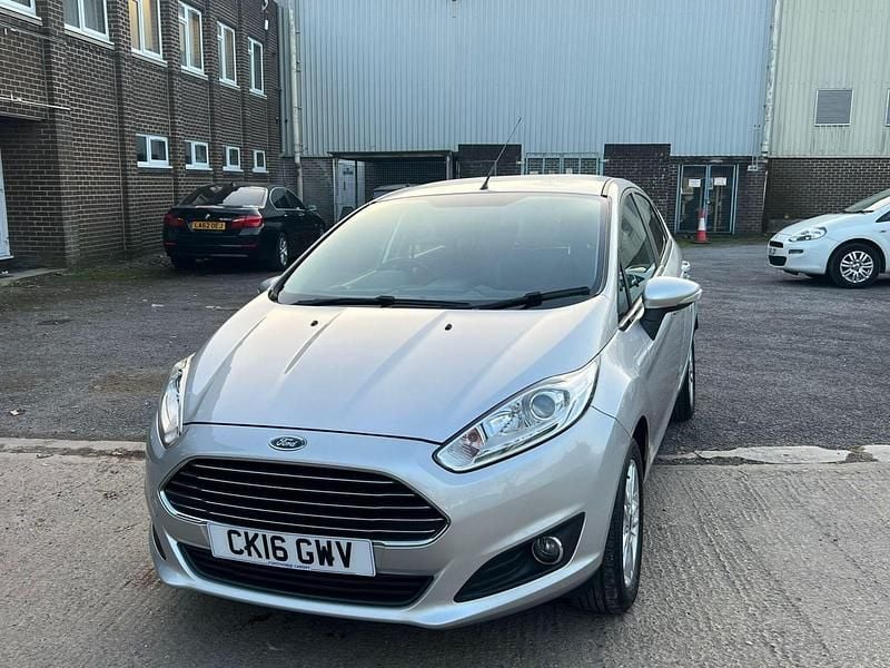 Used Ford Fiesta Zetec 2016 Silver Hatchback