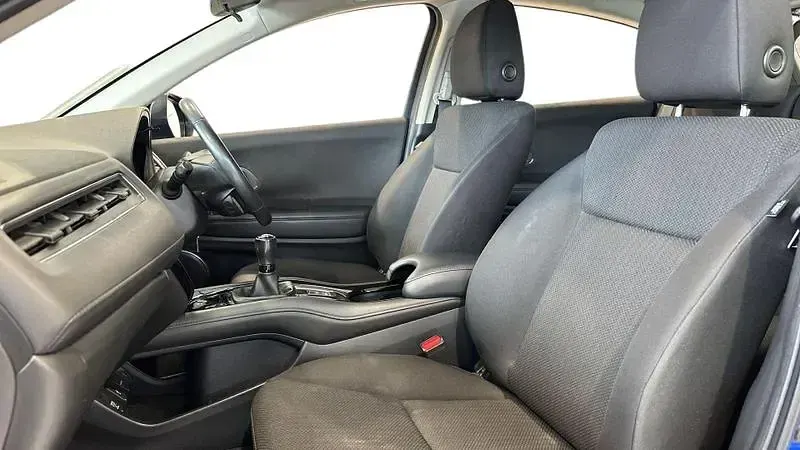 Used Honda HR-V SE 130 HP (95 kW) 2017 Blue SUV