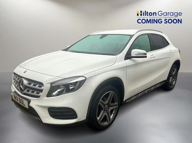 White Used 2018 Mercedes 200 AMG line Estate | £13,950 (Fair price) - Image 1/1