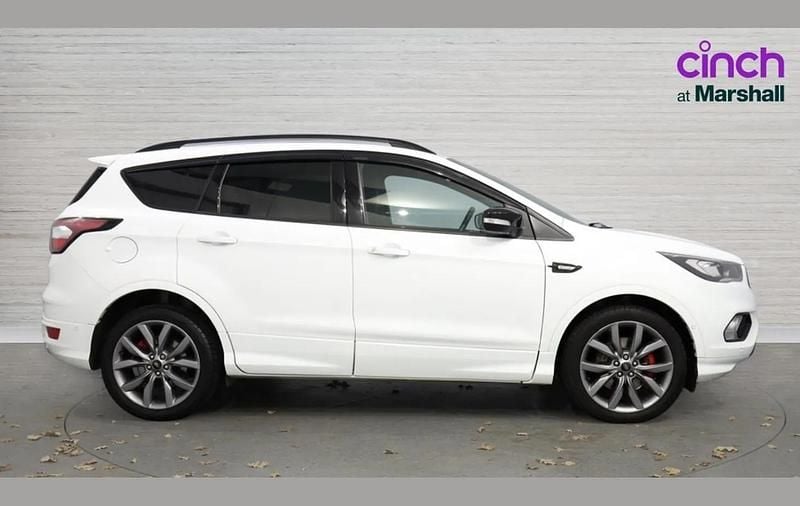 Used Ford Kuga ST-Line 180 HP (132 kW) 2019 White SUV