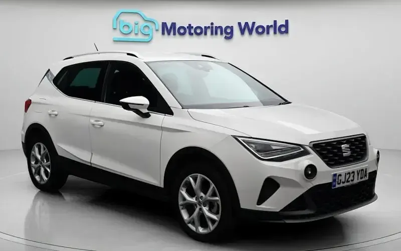 Begagnad Seat Arona FR 110 HK (80 kW) 2023 SUV