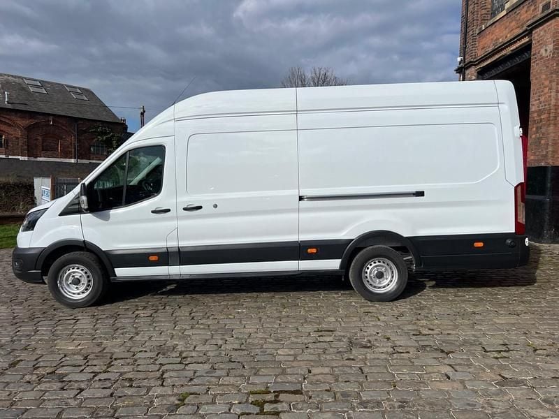 Used Ford Transit 130 HP (95 kW) 2019 White Van