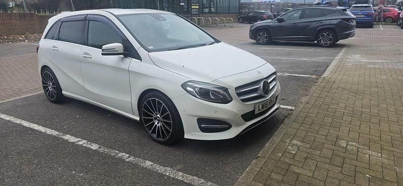 White Used 2016 Mercedes B180 Executive MPV | £9,995 (Fair price) - Image 1/4
