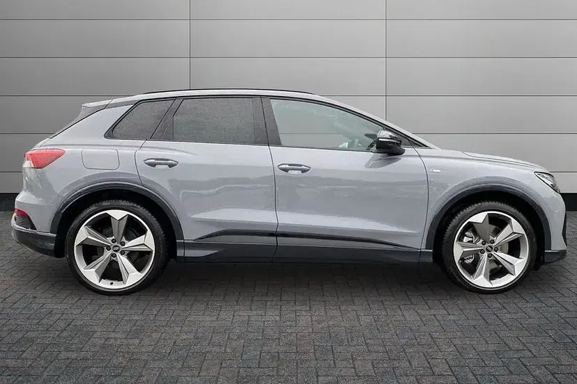 New Audi Q4 e-tron Black Edition 210 kW (286 HP) 2026 Pebble grey SUV