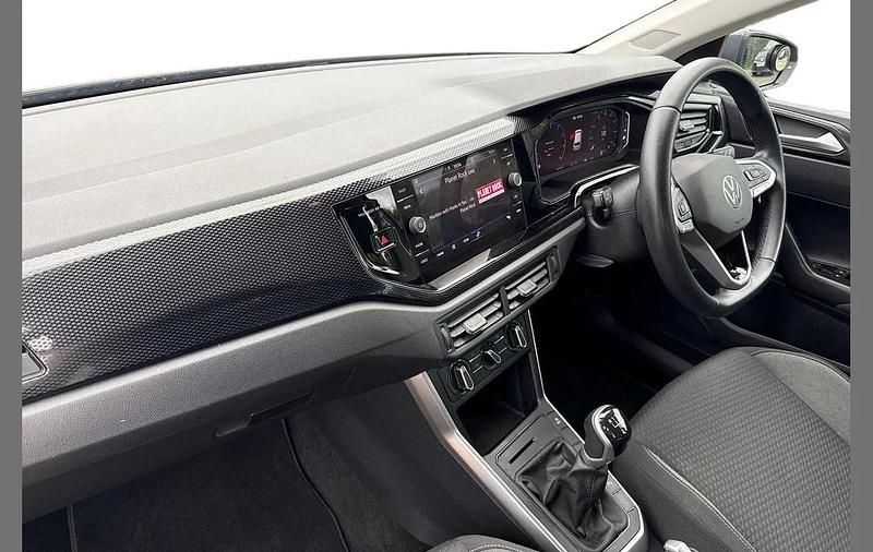 Used VW Polo Life 80 HP (58 kW) 2022 Grey Hatchback