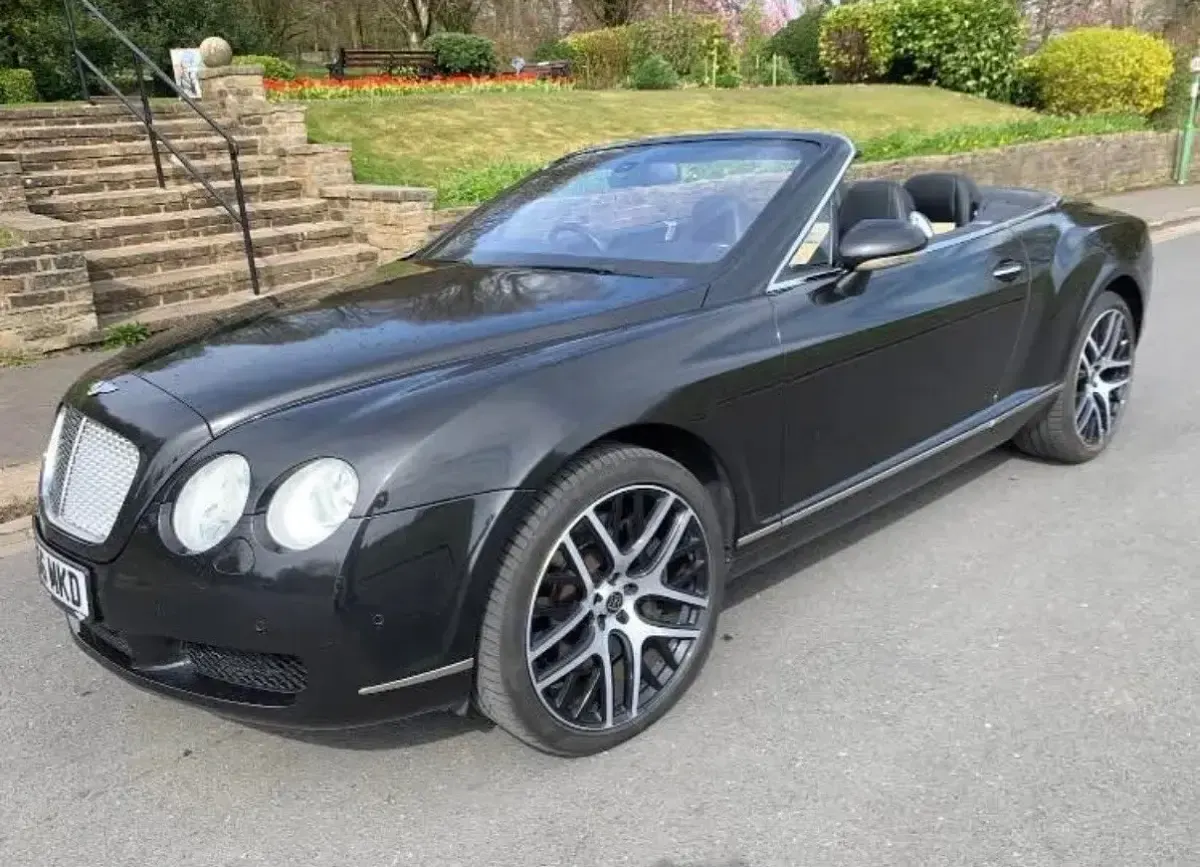 Used Bentley Continental 552 HP (405 kW) 2007 Black Sedan