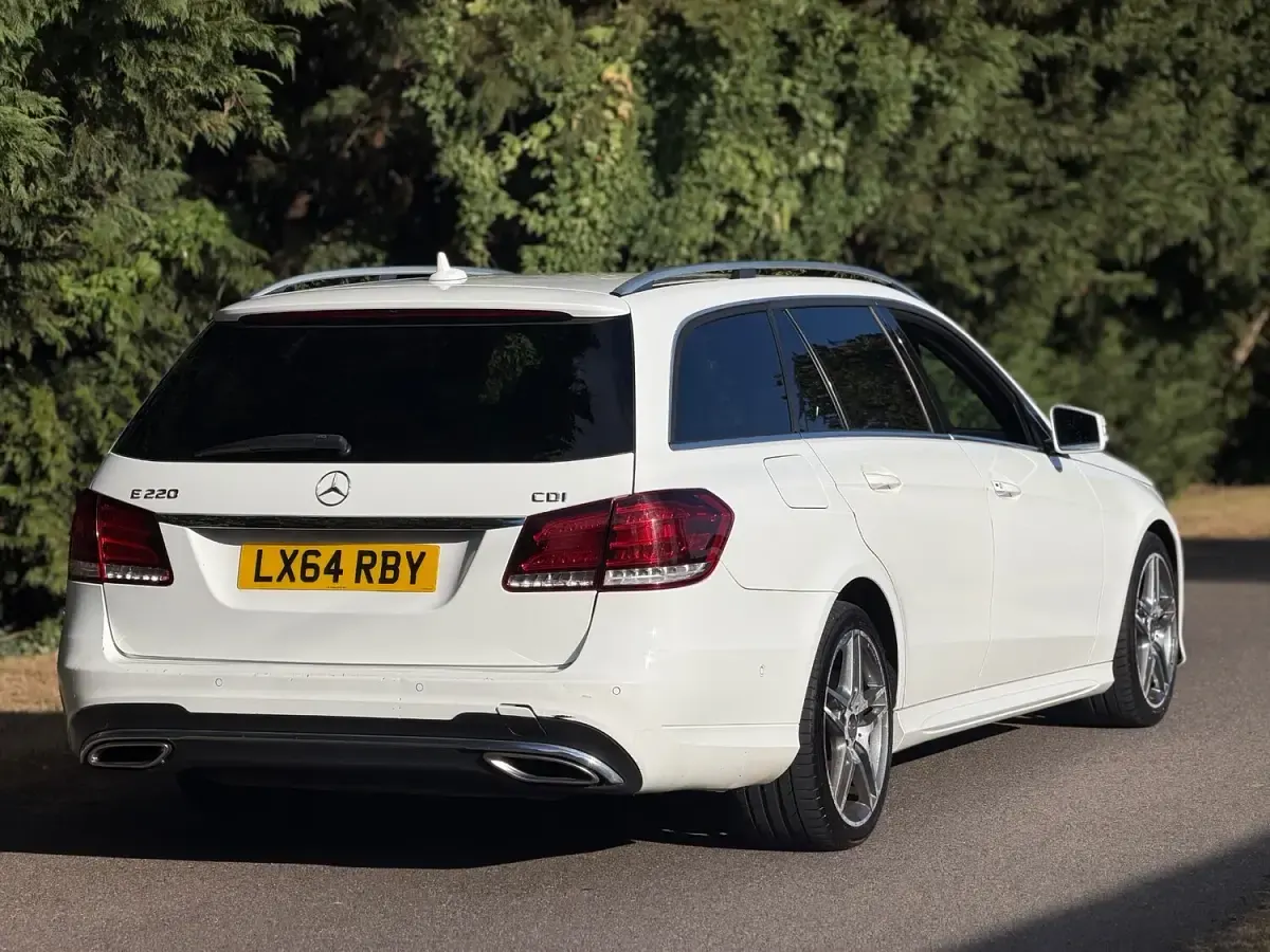 Used Mercedes E220 AMG 170 HP (125 kW) 2014 White Estate