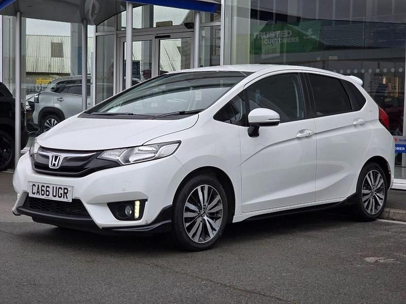 Used Honda Jazz EX 102 HP (75 kW) 2016 White Hatchback