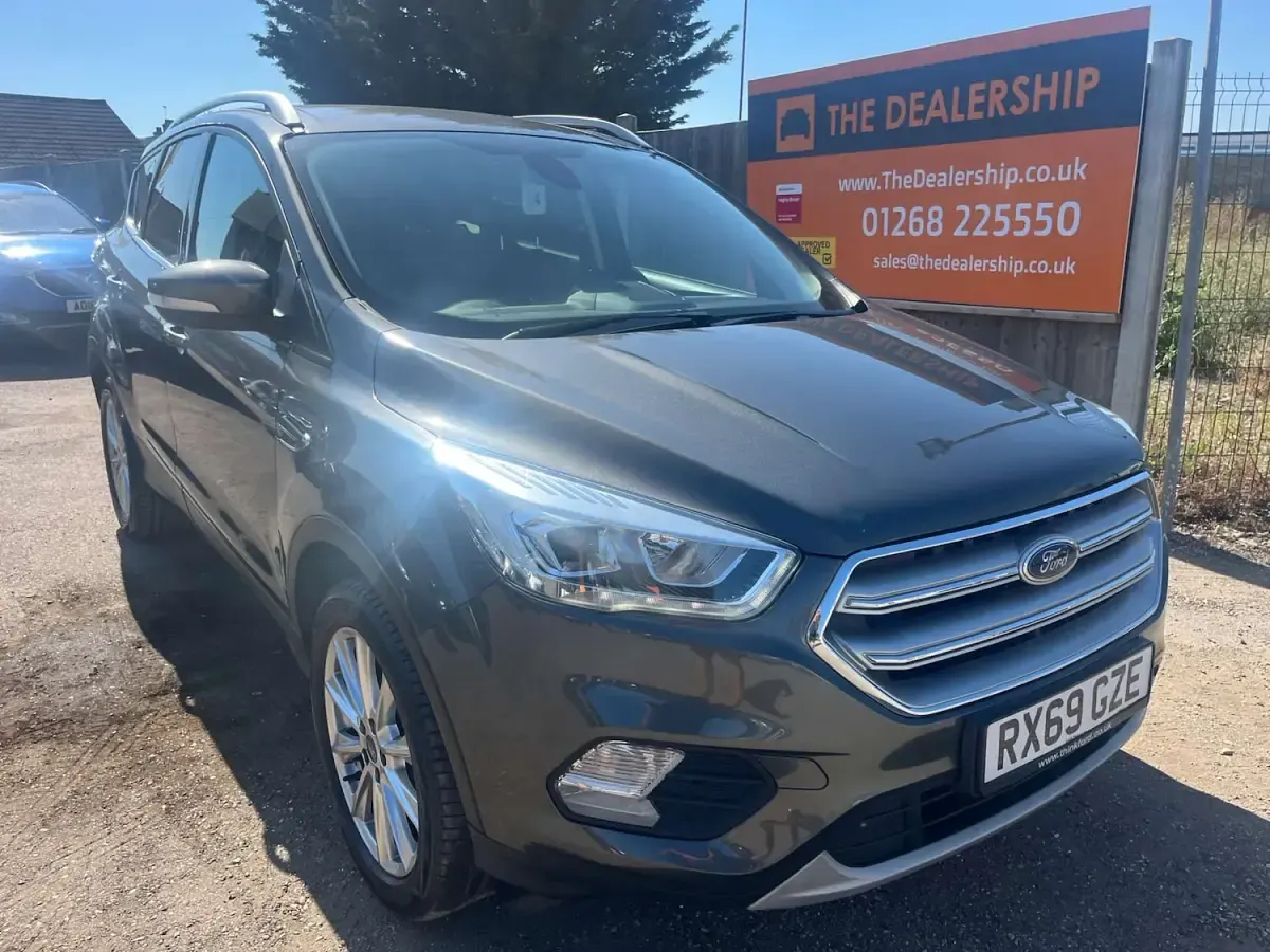 Used Ford Kuga Titanium 150 HP (110 kW) 2019 Grey SUV