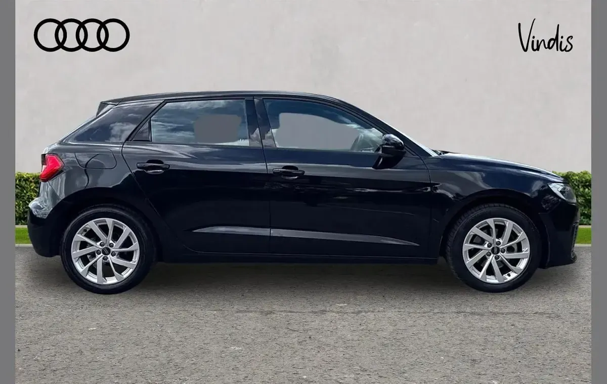 Used Audi A1 Sport 108 HP (79 kW) 2023 Black SUV