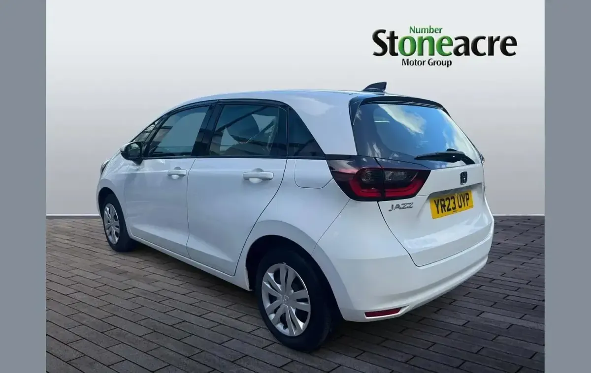 Usado Honda Jazz Hybrid 109 HP (80 kW) 2023 Branco Citadino