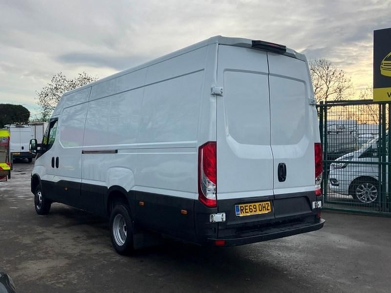 Used Iveco Daily 180 HP (132 kW) 2019 White Cabriolet