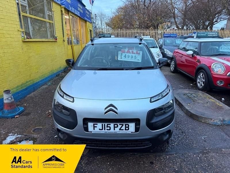 Used Citroën C4 Cactus Feel 100 HP (73 kW) 2015 Silver Hatchback