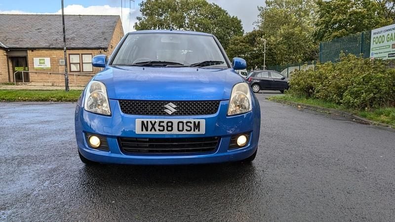 Blue Used 2008 Suzuki Swift GLX Hatchback | £1,095 (Good price) - Image 1/4