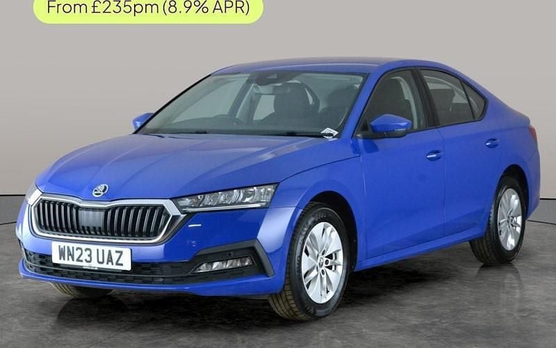 Used Skoda Octavia SE Technology 150 HP (110 kW) 2023 Blue Hatchback