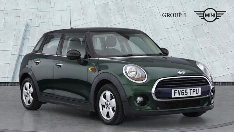 Green Used 2015 Mini Cooper Hatch Hatchback | £10,490 (Fair price) - Image 1/4