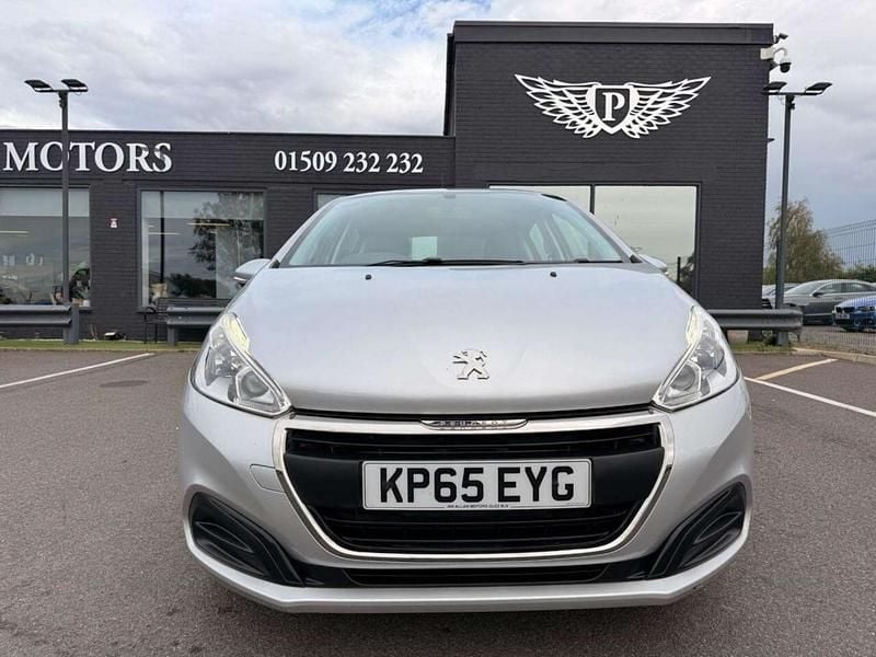 Used Peugeot 208 Active 68 HP (50 kW) 2015 Silver Hatchback