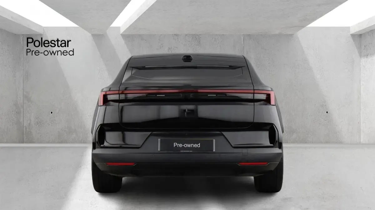 Usado Polestar 4 Long Range Single Motor 200 kW (272 CV) 2025 Negro SUV