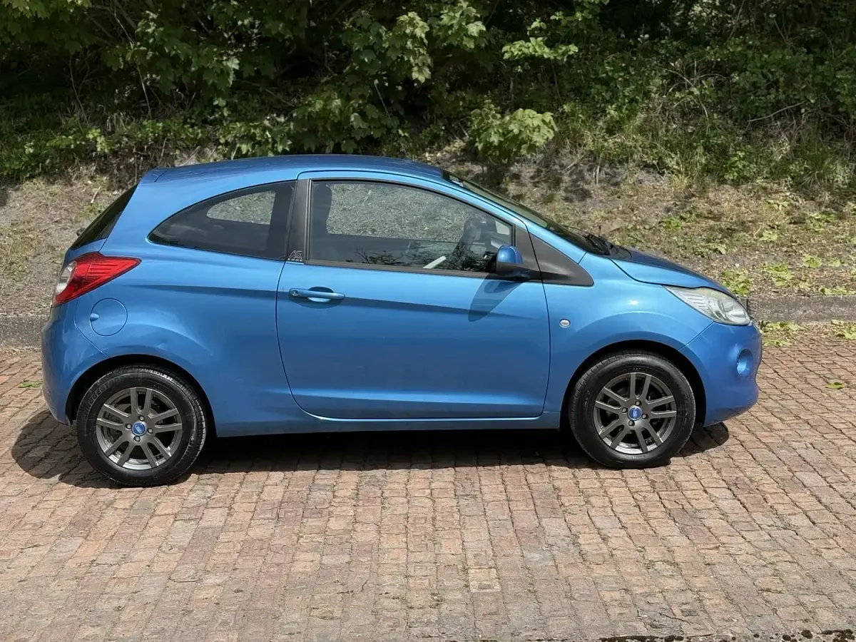 Used Ford Ka 69 HP (50 kW) 2010 Blue Hatchback