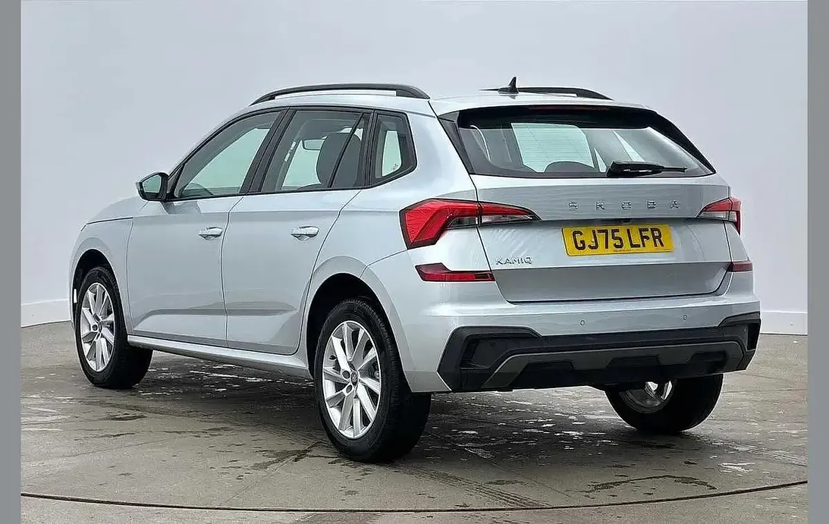 Used Skoda Kamiq SE 113 HP (83 kW) 2025 Brilliant silver metallic SUV