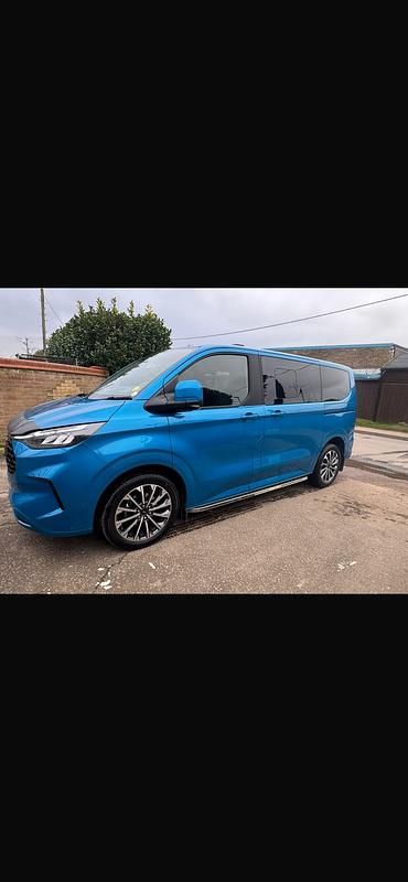 Used Ford Tourneo Titanium X 170 HP (125 kW) 2024 Blue MPV