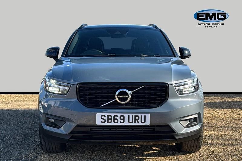 Used Volvo XC40 R-Design 163 HP (119 kW) 2020 Grey SUV