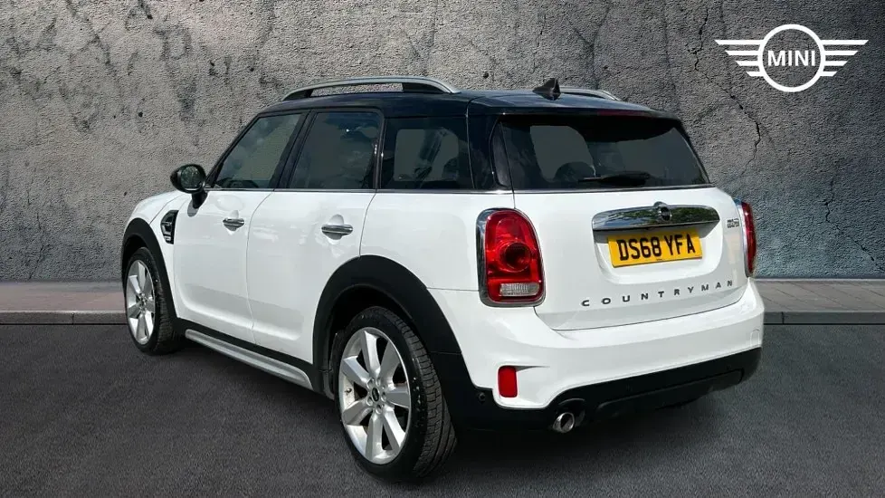 Used Mini Cooper Countryman Exclusive 134 HP (98 kW) 2018 White SUV