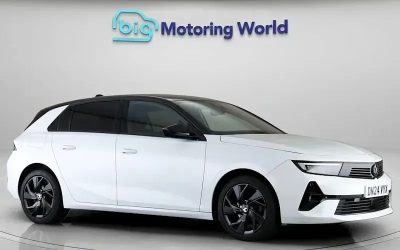 Used Vauxhall Astra S 131 HP (96 kW) 2024 Hatchback