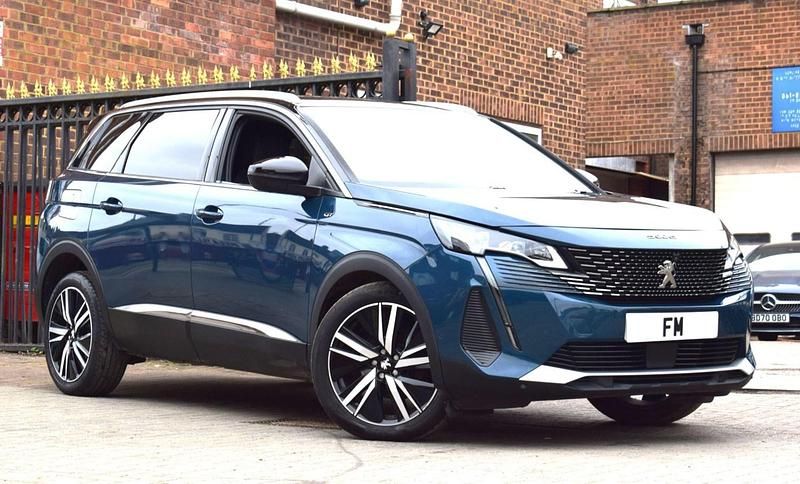 Used Peugeot 5008 Premium 130 HP (95 kW) 2022 Blue SUV